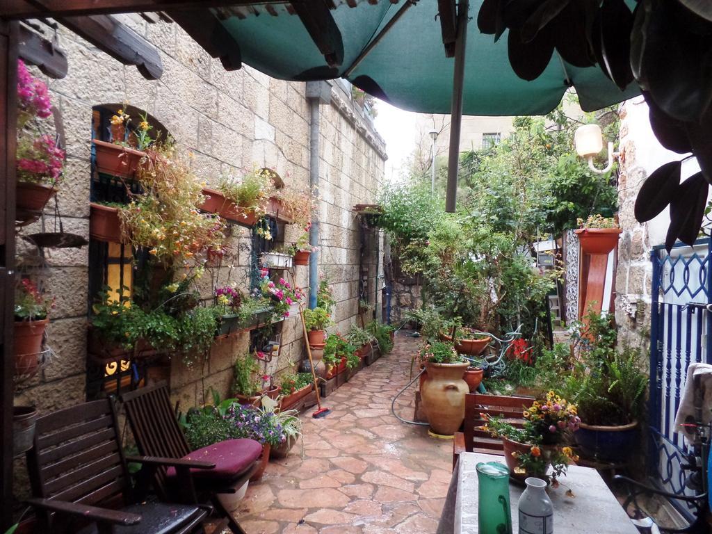 Cozy Garden Lägenhet Jerusalem Exteriör bild